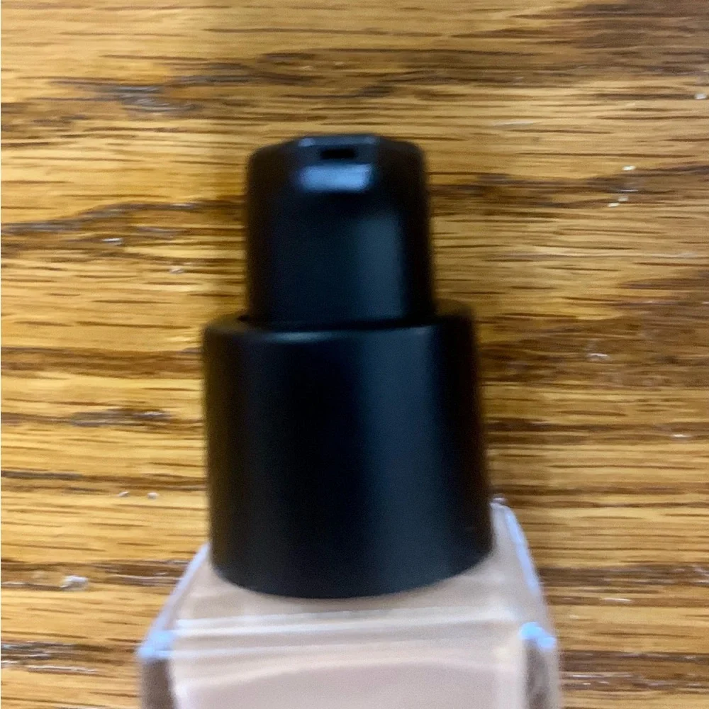 Anastasia Luminous Foundation